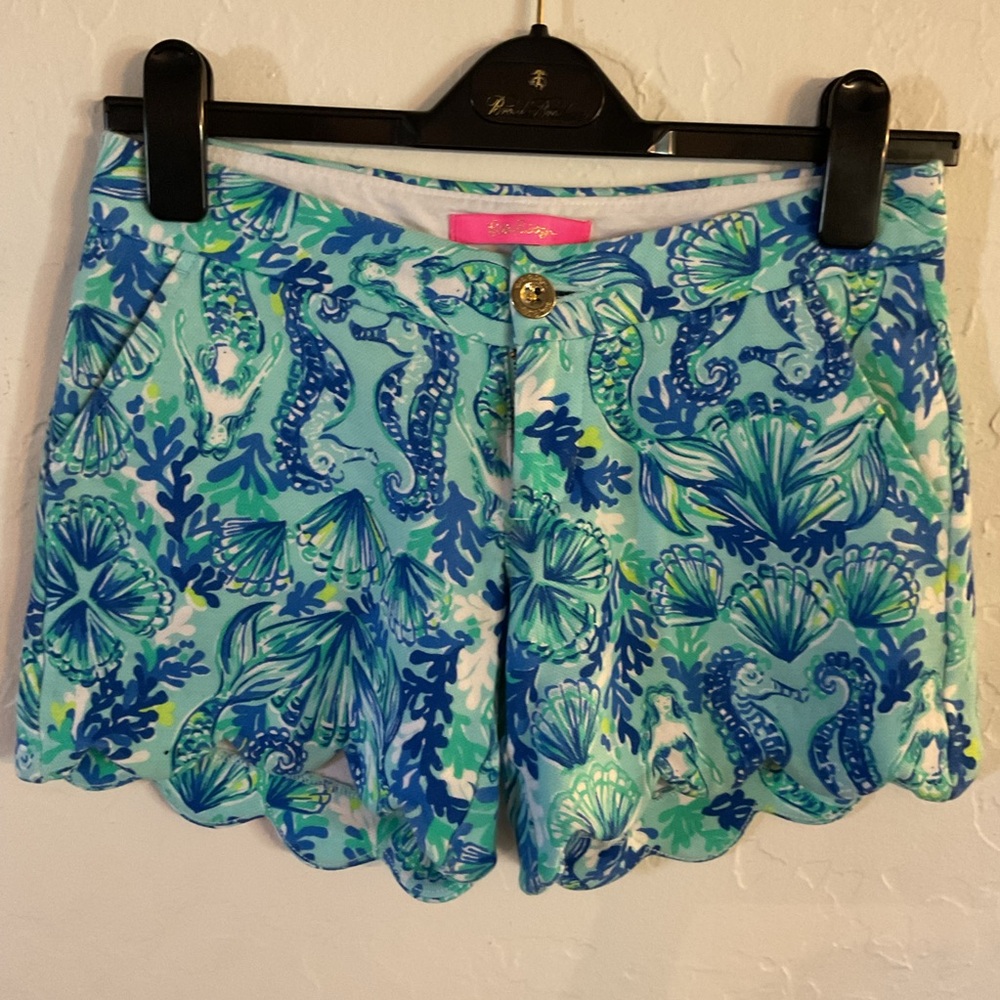 Lilly Pulitzer Blue-Green Scalloped Hem High-Waist Shorts